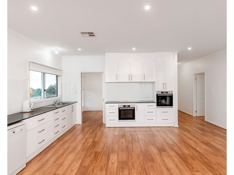9 Schwerdt Road, Murray Bridge SA 5253