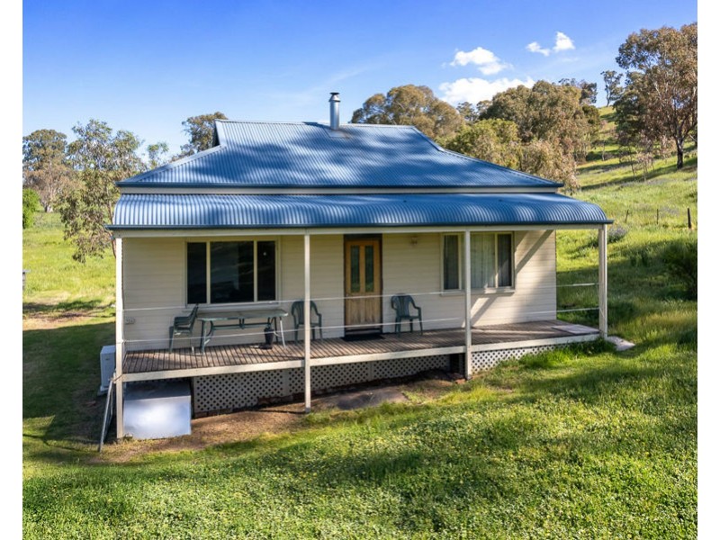 110 Sugar Loaf Road, Williamstown SA 5351