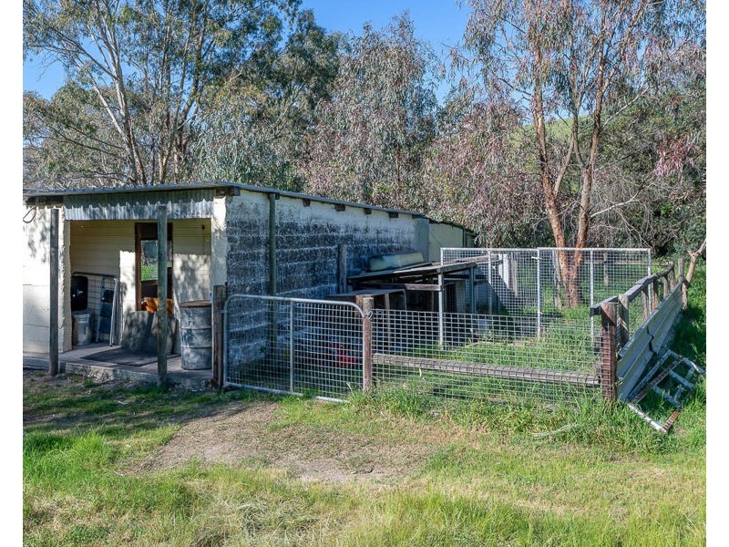 110 Sugar Loaf Road, Williamstown SA 5351