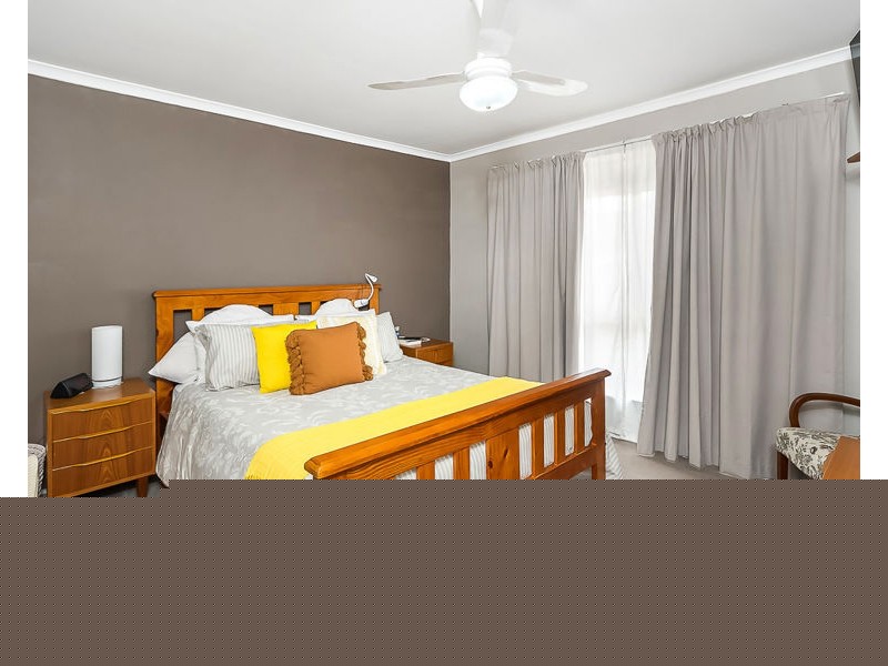 21 Riverglen Drive, White Sands SA 5253