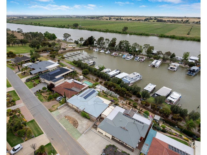 21 Riverglen Drive, White Sands SA 5253