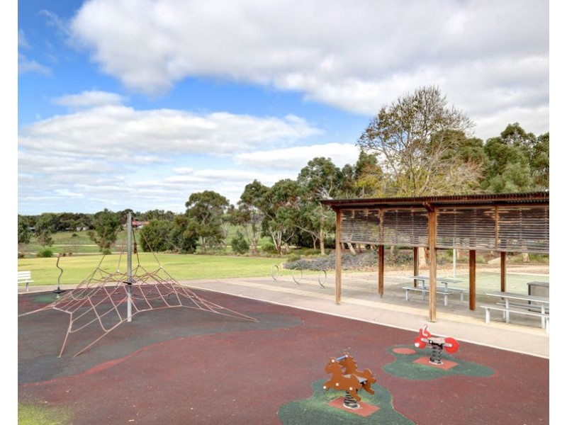 24 Waterlily Terrace, Murray Bridge SA 5253