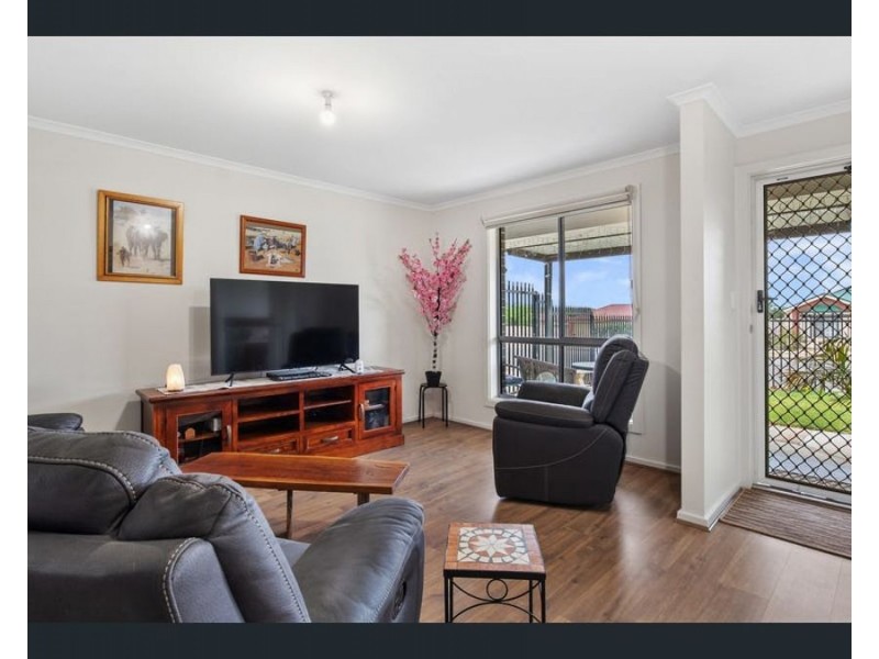 60B Charles, Murray Bridge SA 5253
