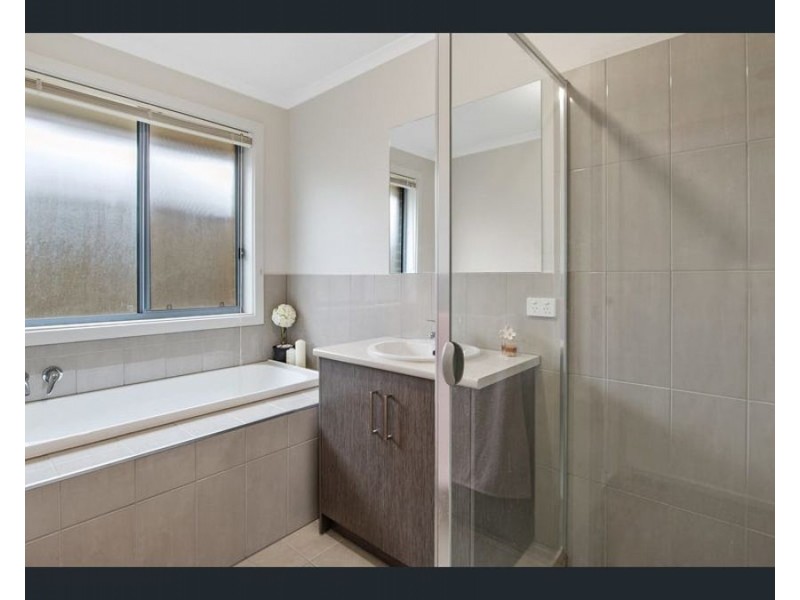 60B Charles, Murray Bridge SA 5253