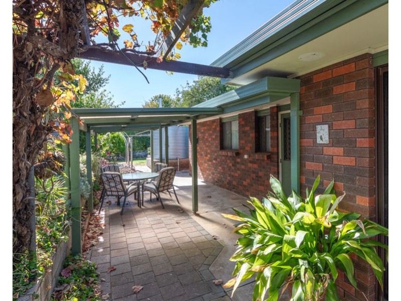 2 Stella Street, Murray Bridge SA 5253