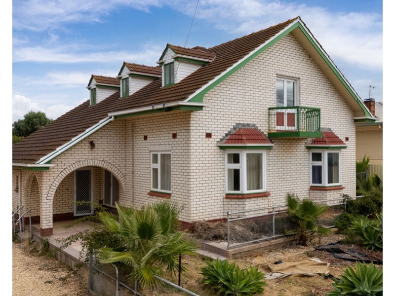 19 Edmund Terrace, Murray Bridge SA 5253