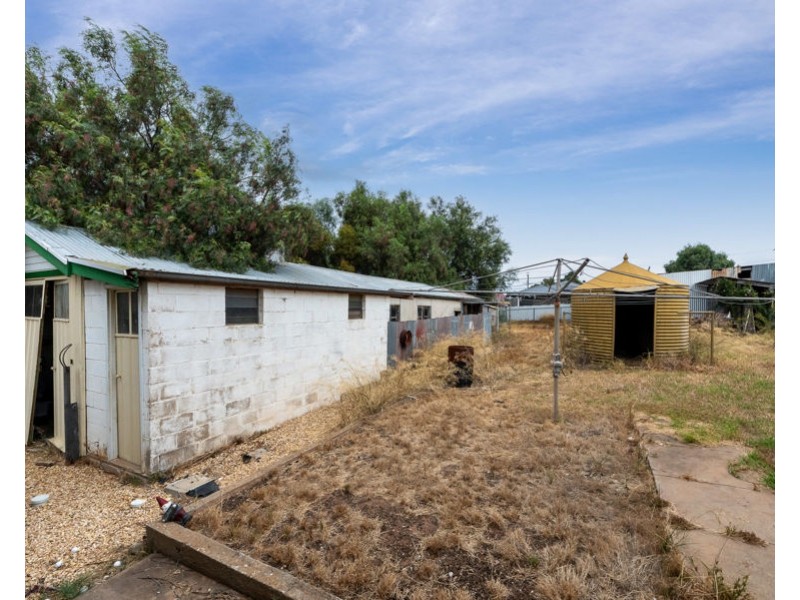 19 Edmund Terrace, Murray Bridge SA 5253