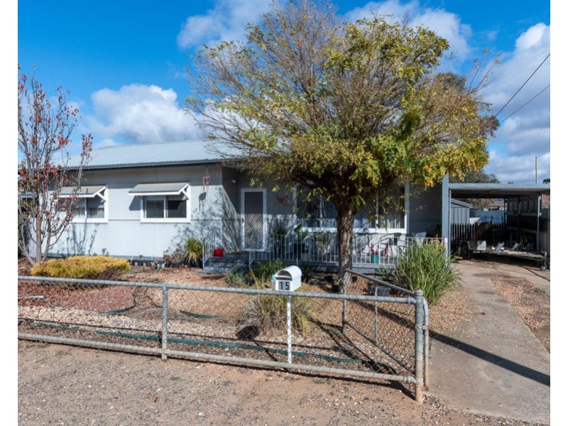 15 Peart, Murray Bridge SA 5253