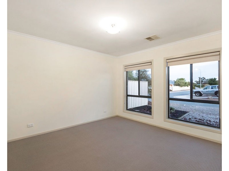 7 James Crt, Murray Bridge SA 5253