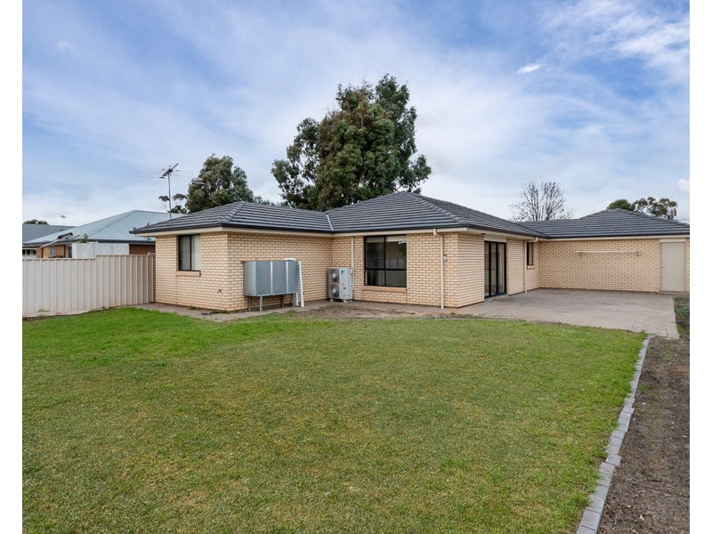 7 James Crt, Murray Bridge SA 5253
