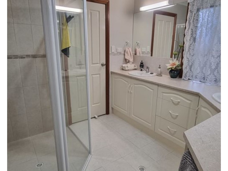 42 Melville Terrace, Murray Bridge SA 5253