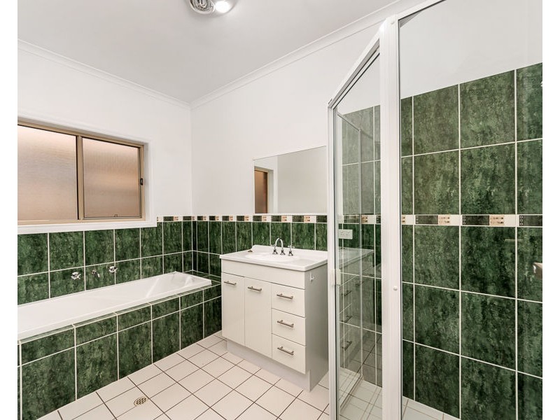 2D Olive Street, Murray Bridge SA 5253