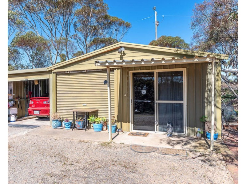2527 Mannum Road, Murray Bridge SA 5253
