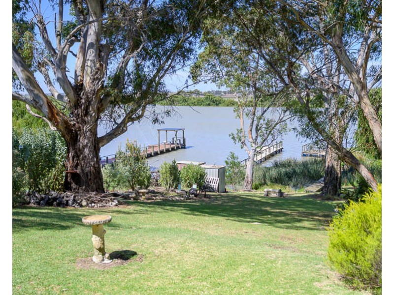 3297 Jervois Road, Wellington SA 5259