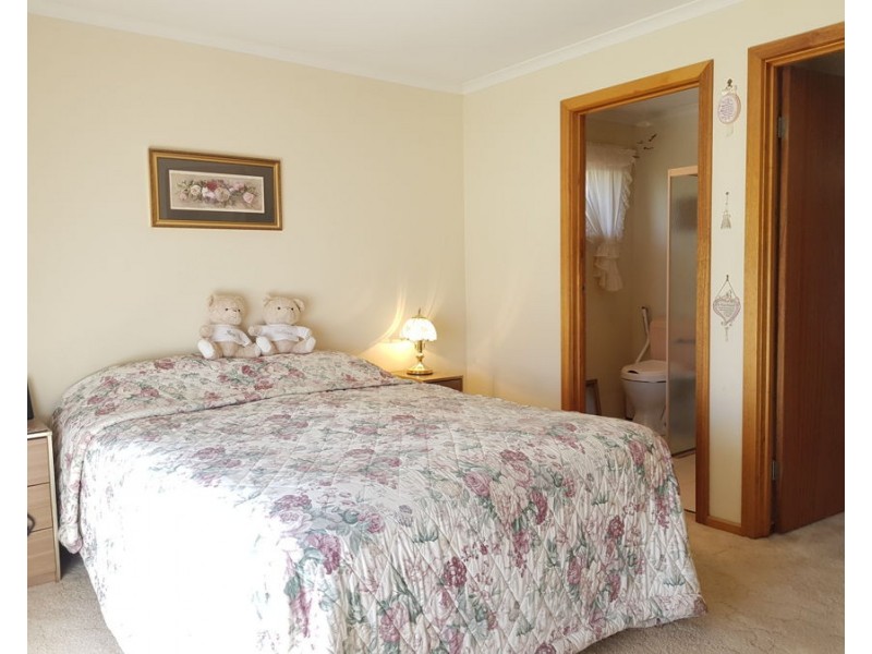 35 Tumbella Drive, Murray Bridge SA 5253