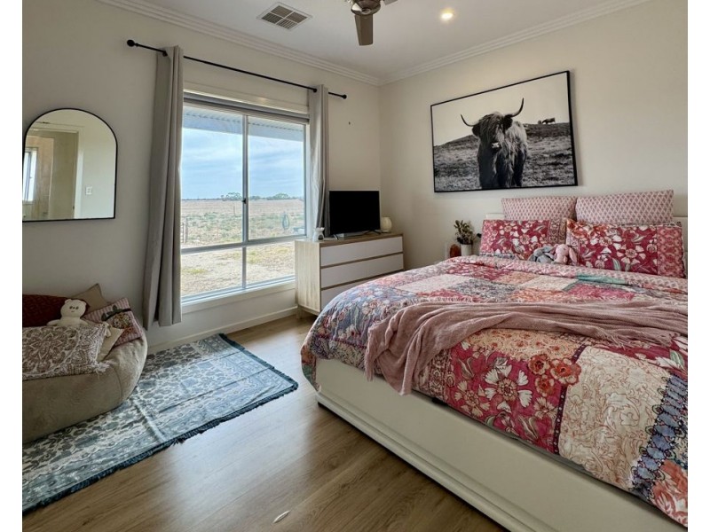 19 Moorlands Road, Moorlands SA 5301