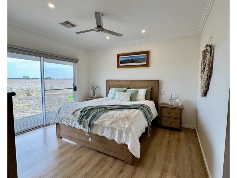 19 Moorlands Road, Moorlands SA 5301