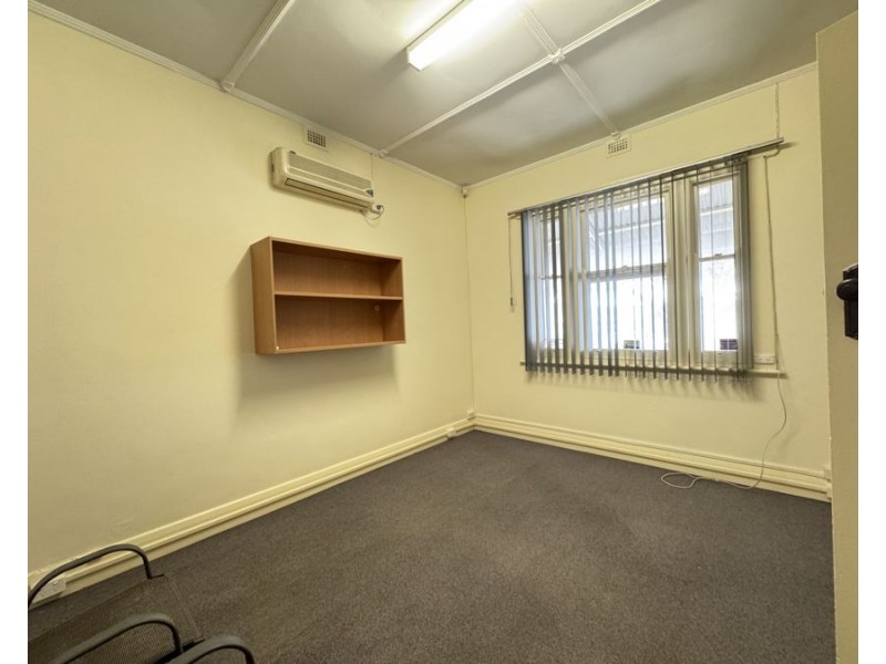 1 McHenry, Murray Bridge SA 5253