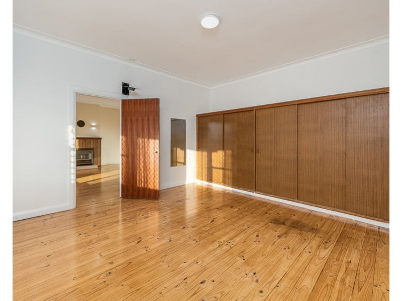 4 William, Murray Bridge SA 5253