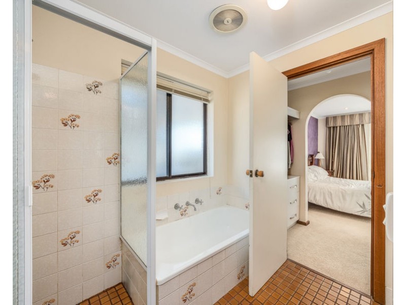 7 Long Island Road, Murray Bridge SA 5253