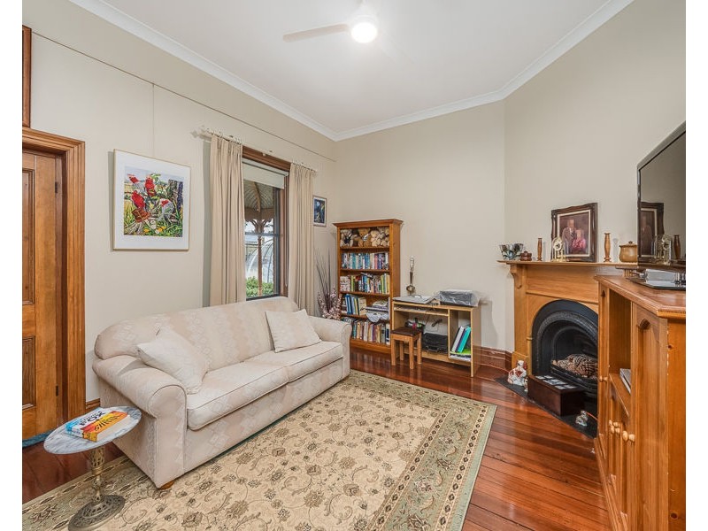 11-13 Hurtle Street, Woods Point SA 5253