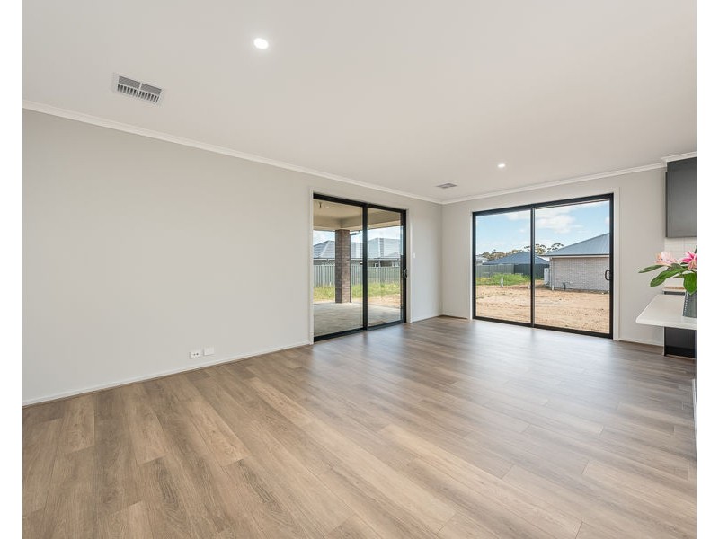 10 Grazier Street, Murray Bridge SA 5253