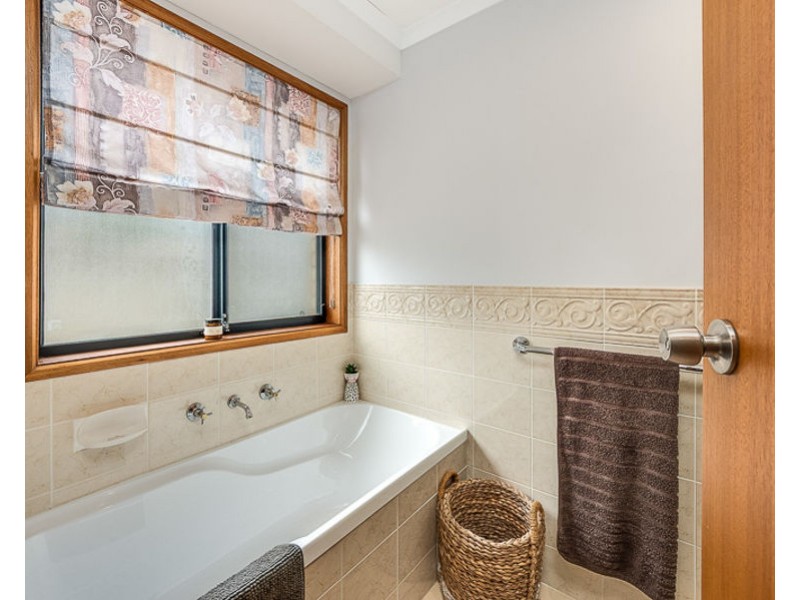 5 Thiele Road, Murray Bridge East SA 5253