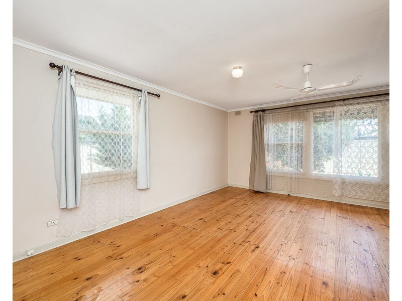 8 Peart Crescent, Murray Bridge SA 5253