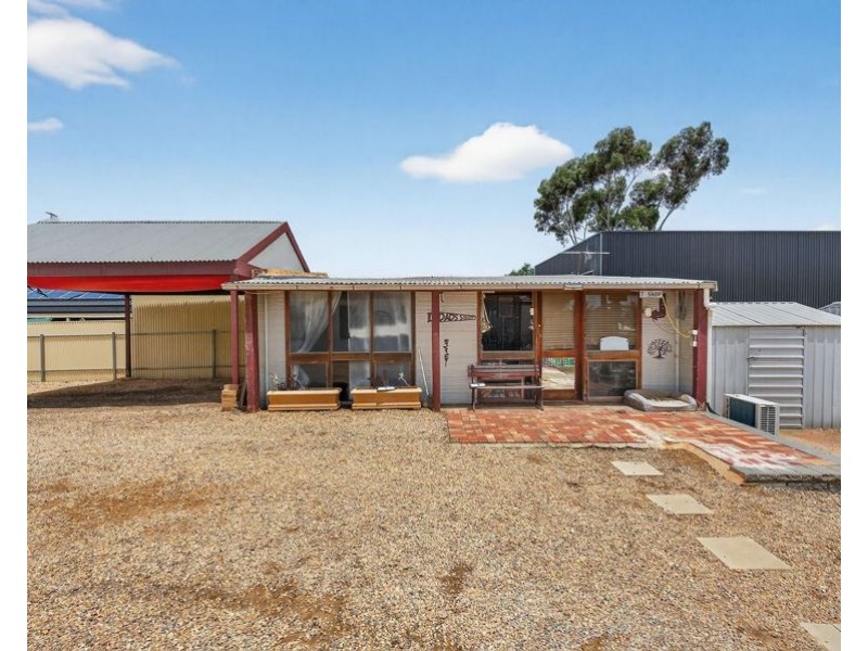 11A Florence, Murray Bridge SA 5253