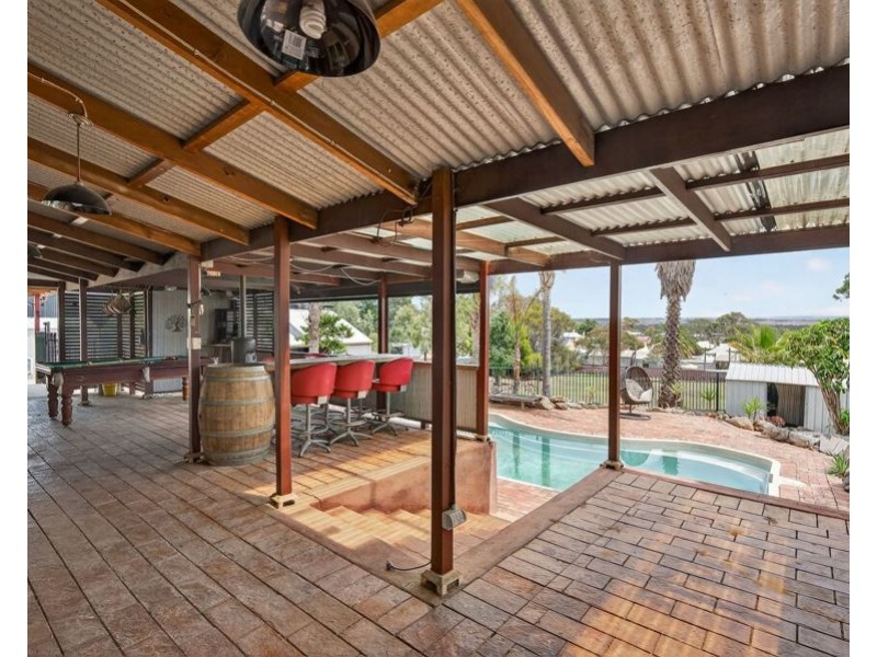 11A Florence, Murray Bridge SA 5253