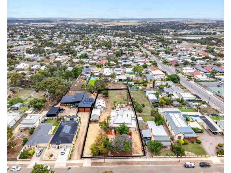 11A Florence, Murray Bridge SA 5253