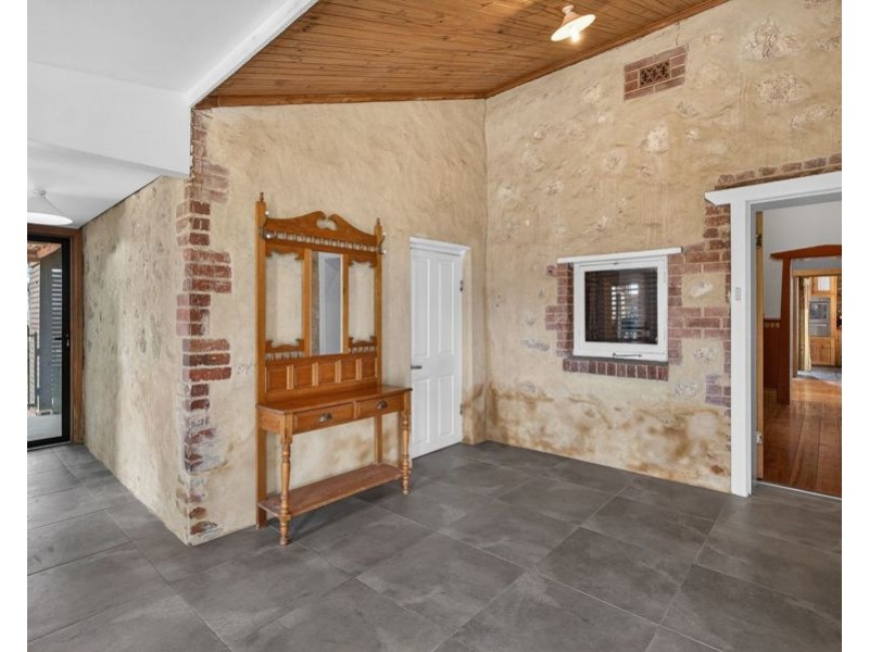 11A Florence, Murray Bridge SA 5253
