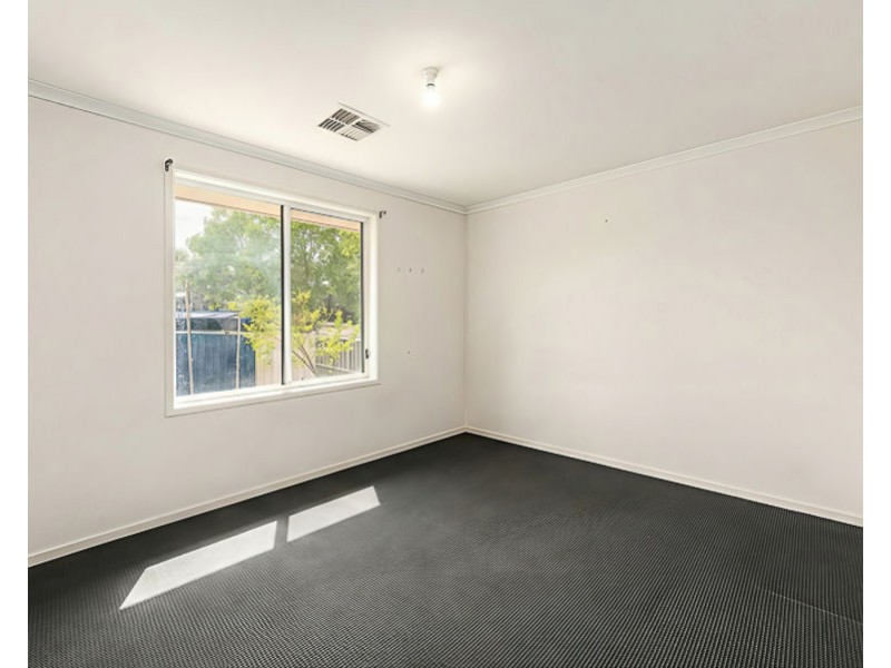 38 Willowbark Cres (39 Parkview Drv), Murray Bridge SA 5253