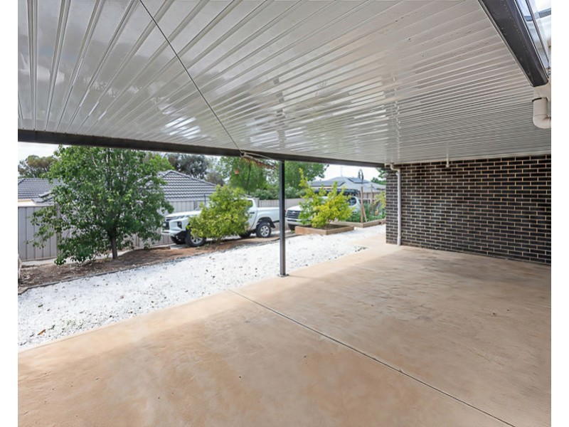 38 Willowbark Cres (39 Parkview Drv), Murray Bridge SA 5253