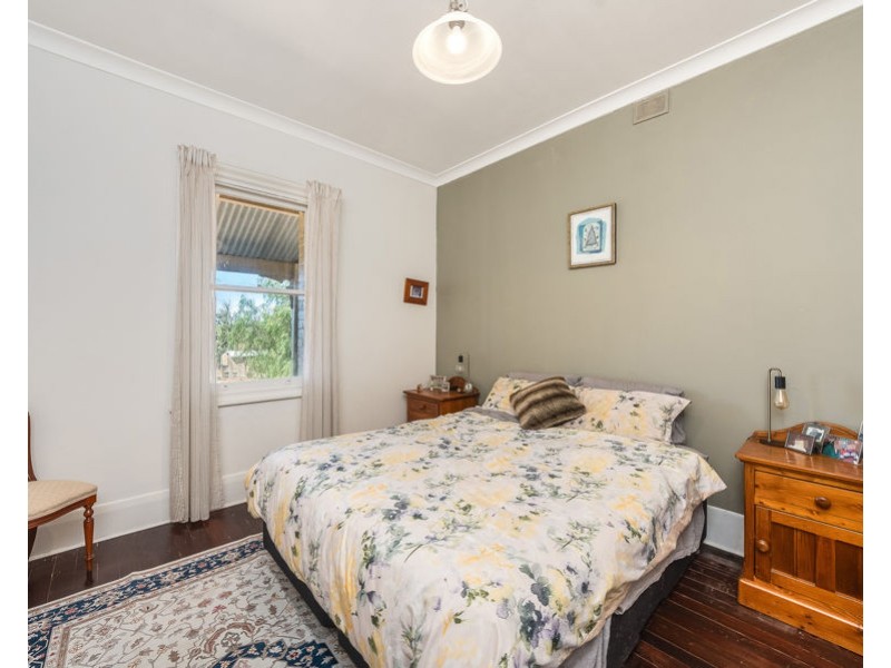 249 The Point Road, Jervois SA 5259