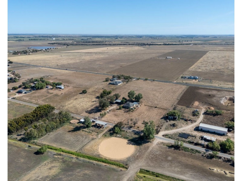 249 The Point Road, Jervois SA 5259