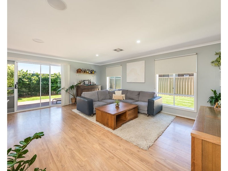 8 Joy Crescent, Murray Bridge SA 5253