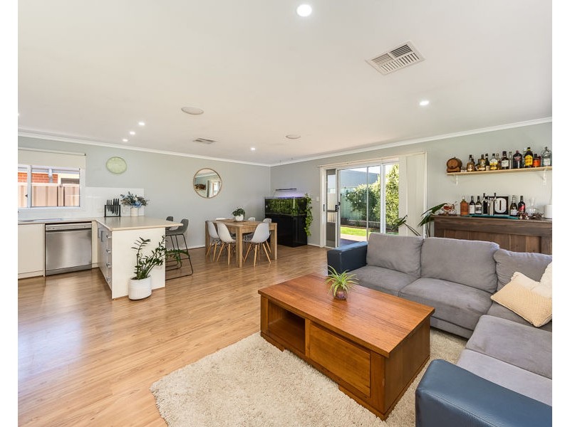 8 Joy Crescent, Murray Bridge SA 5253