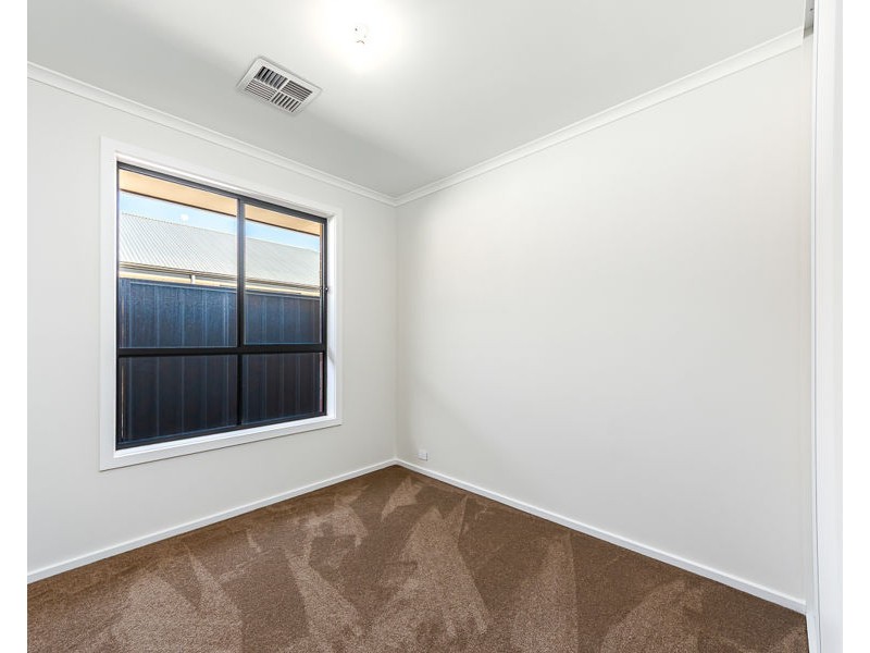 16 Grazier Street, Murray Bridge SA 5253