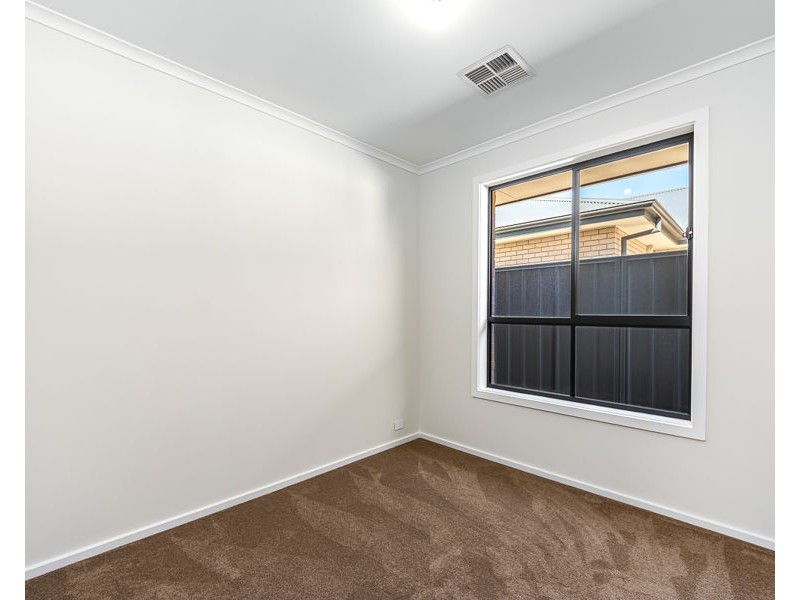 16 Grazier Street, Murray Bridge SA 5253