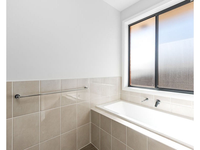 16 Grazier Street, Murray Bridge SA 5253