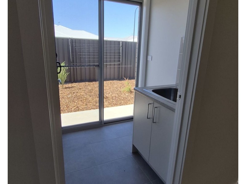 1 Eva Place, Murray Bridge SA 5253