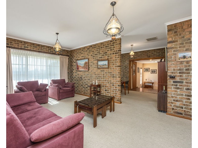 7 Williams Grove, Murray Bridge SA 5253