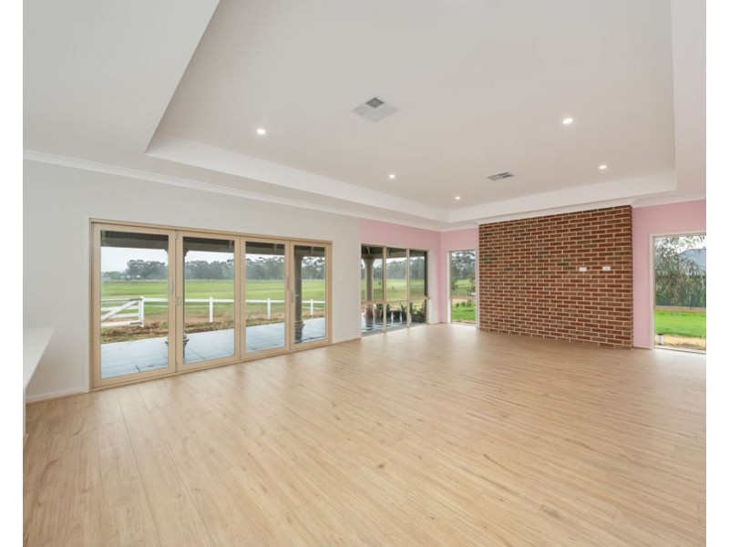 11 Newbridge Parade, Murray Bridge SA 5253