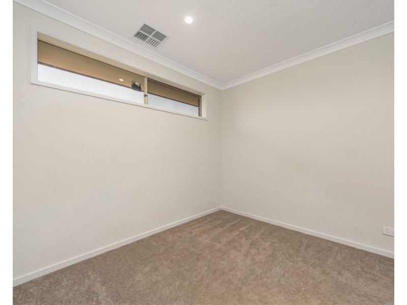 11 Newbridge Parade, Murray Bridge SA 5253