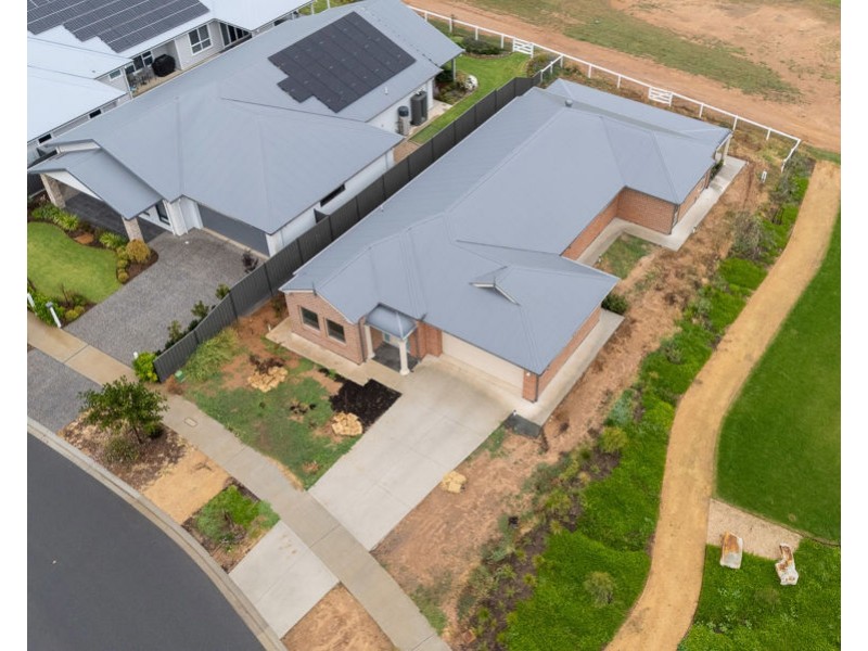 11 Newbridge Parade, Murray Bridge SA 5253