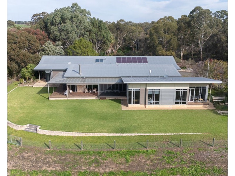 1263 Jervois Road, Woods Point SA 5253