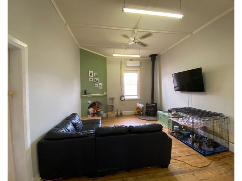 18 Charles Street, Murray Bridge SA 5253