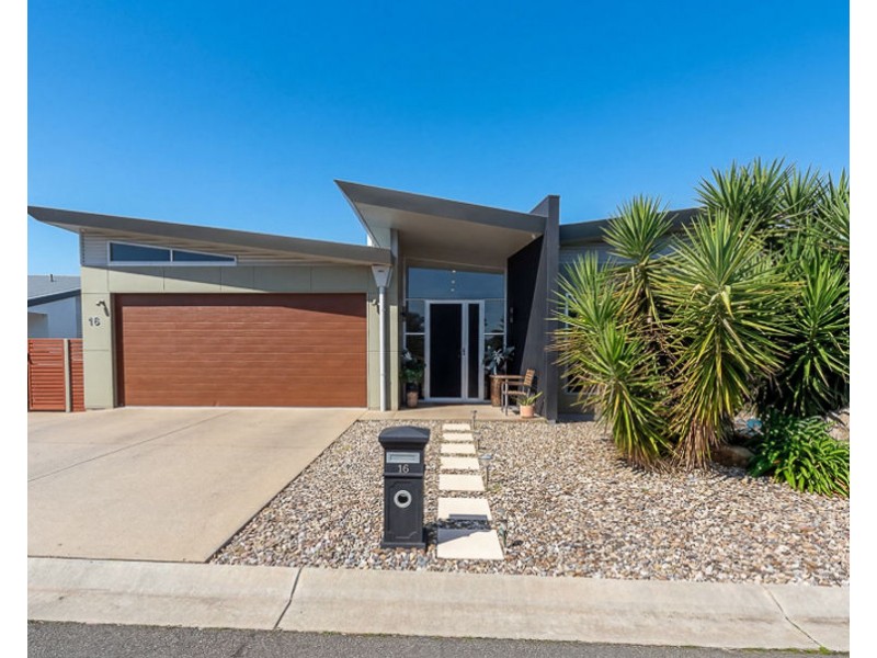 16 Narooma Way, Murray Bridge SA 5253