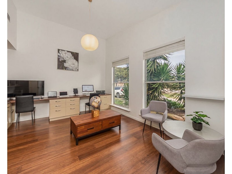 16 Narooma Way, Murray Bridge SA 5253